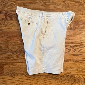 Men’s Vineyard Vines Khaki Shorts 34